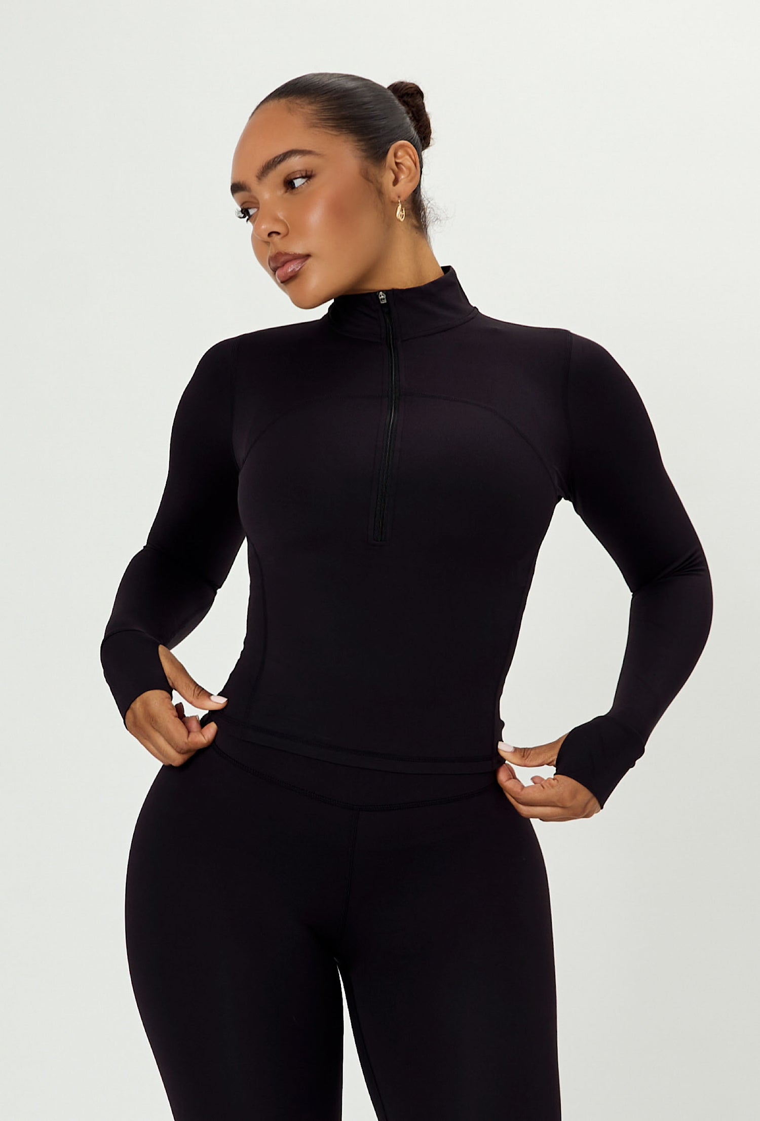 Contour Half Zip - Black