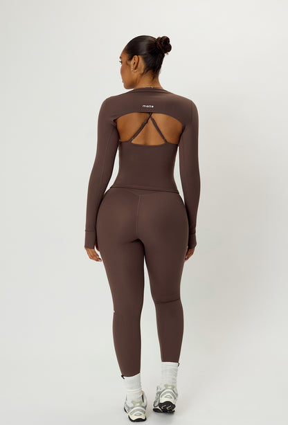 Form Long Sleeve Crop Top - Cocoa