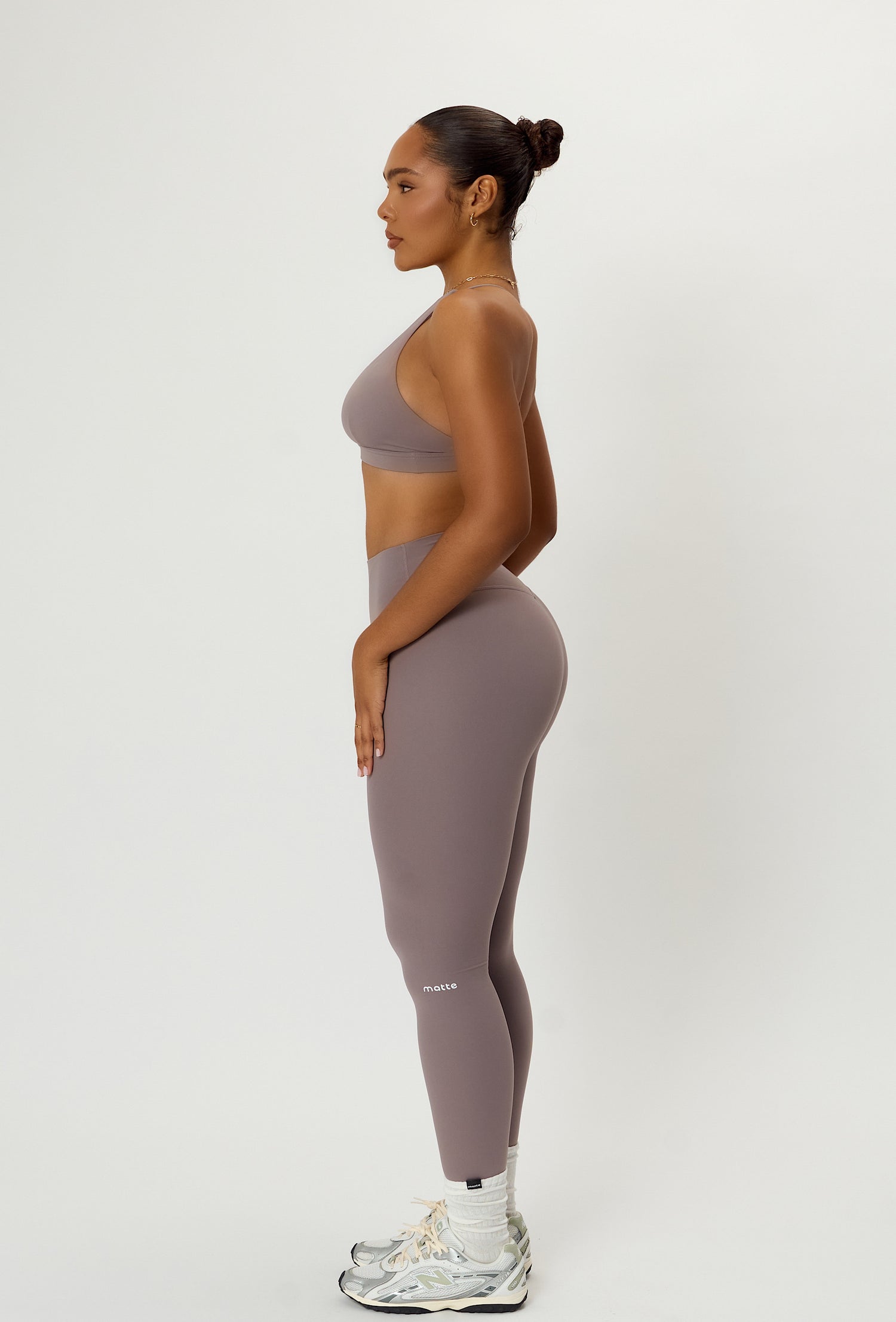 Essential Legging   - Taupe