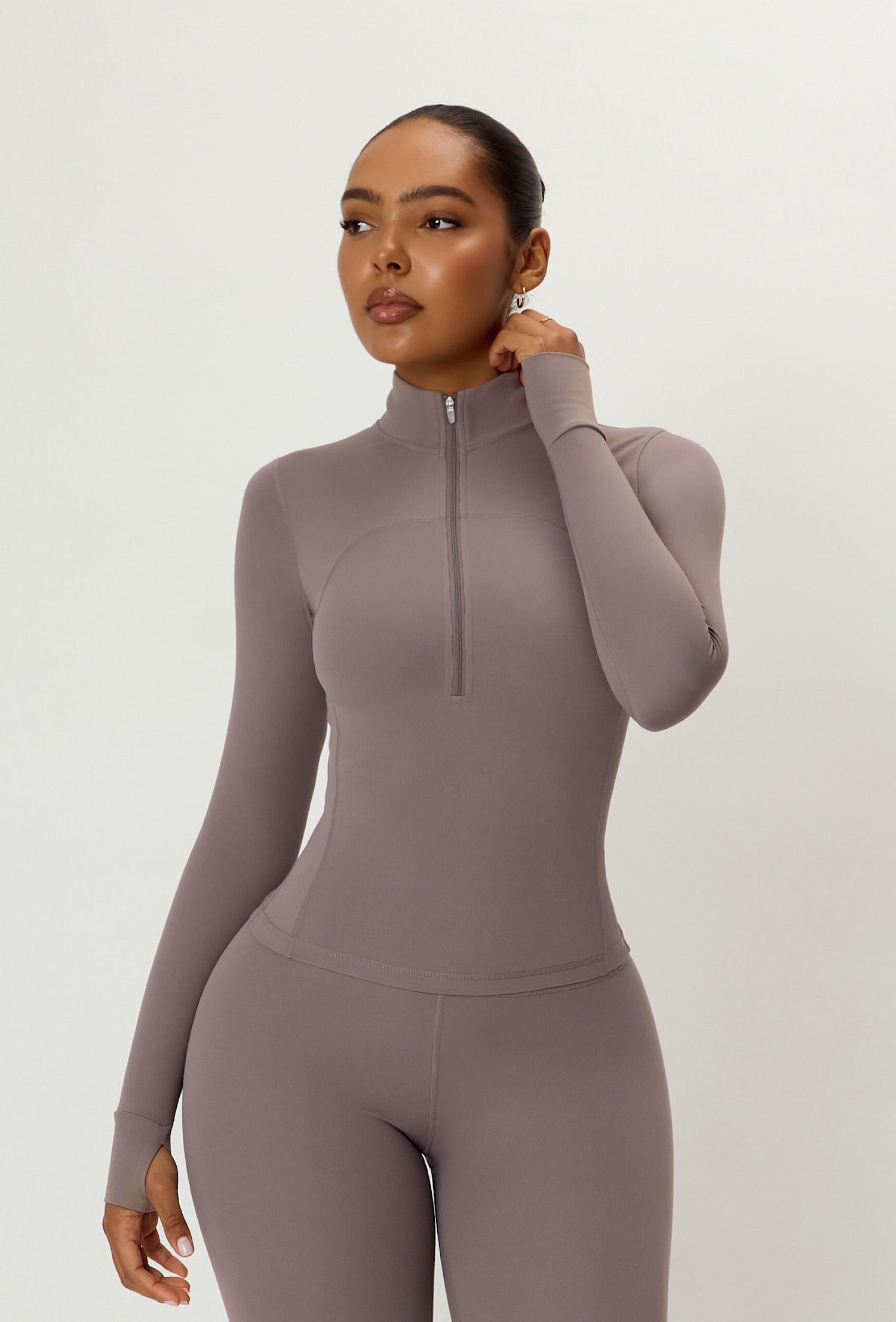 Contour Half Zip - Taupe